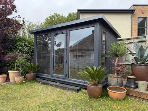 Garden room office - garden, room/office/studio
