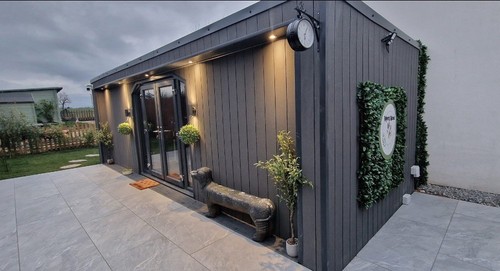 24ft 9ft garden - by, room/