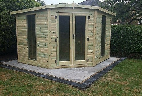 8x8 corner house - ,